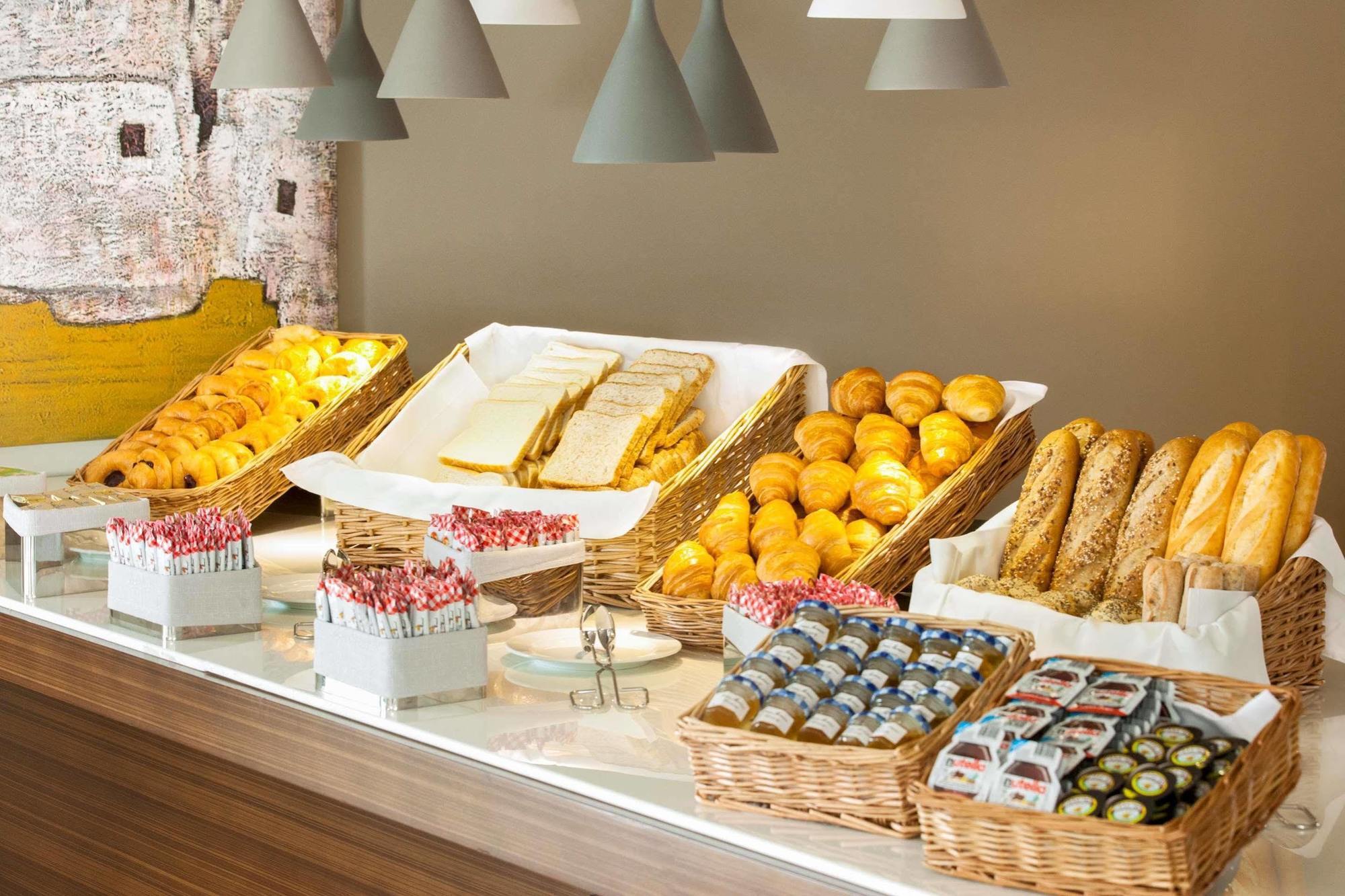 Hyatt Place West London Hayes מראה חיצוני תמונה
